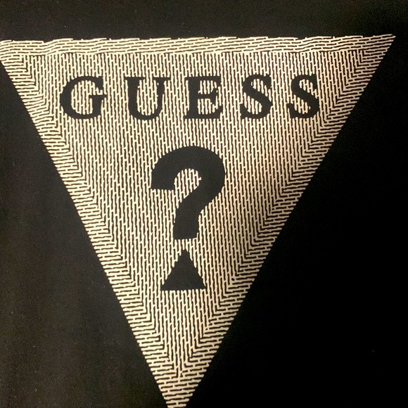 Guess T shirt - Picture 2 of 3